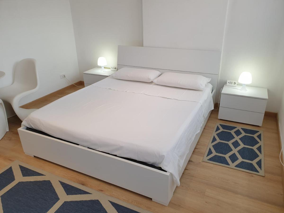Central City Rooms ออลเบีย ภายนอก รูปภาพ